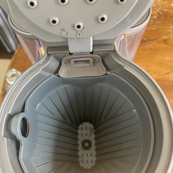 Café Smart Drip 10-Cup Coffee Maker with WiFi - Picture 9 of 14